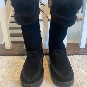 SOLD SOLD BearPaws Boots